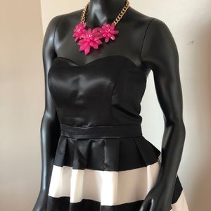 Strapless striped dress